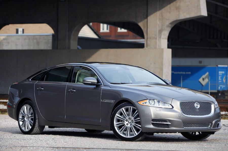  Jaguar XJL 2011 года  (фото 3 из 44)